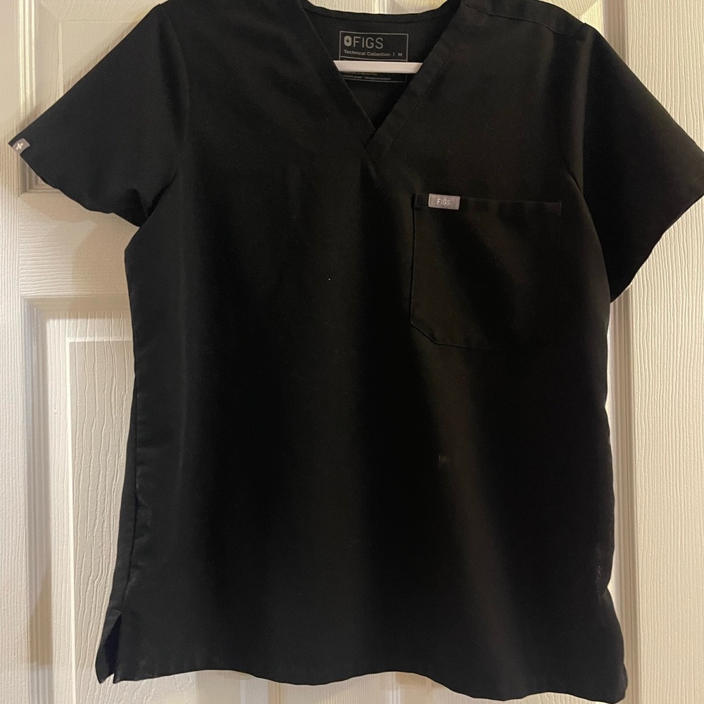 Figs Black Technical Collection V-Neck Scrub Top
